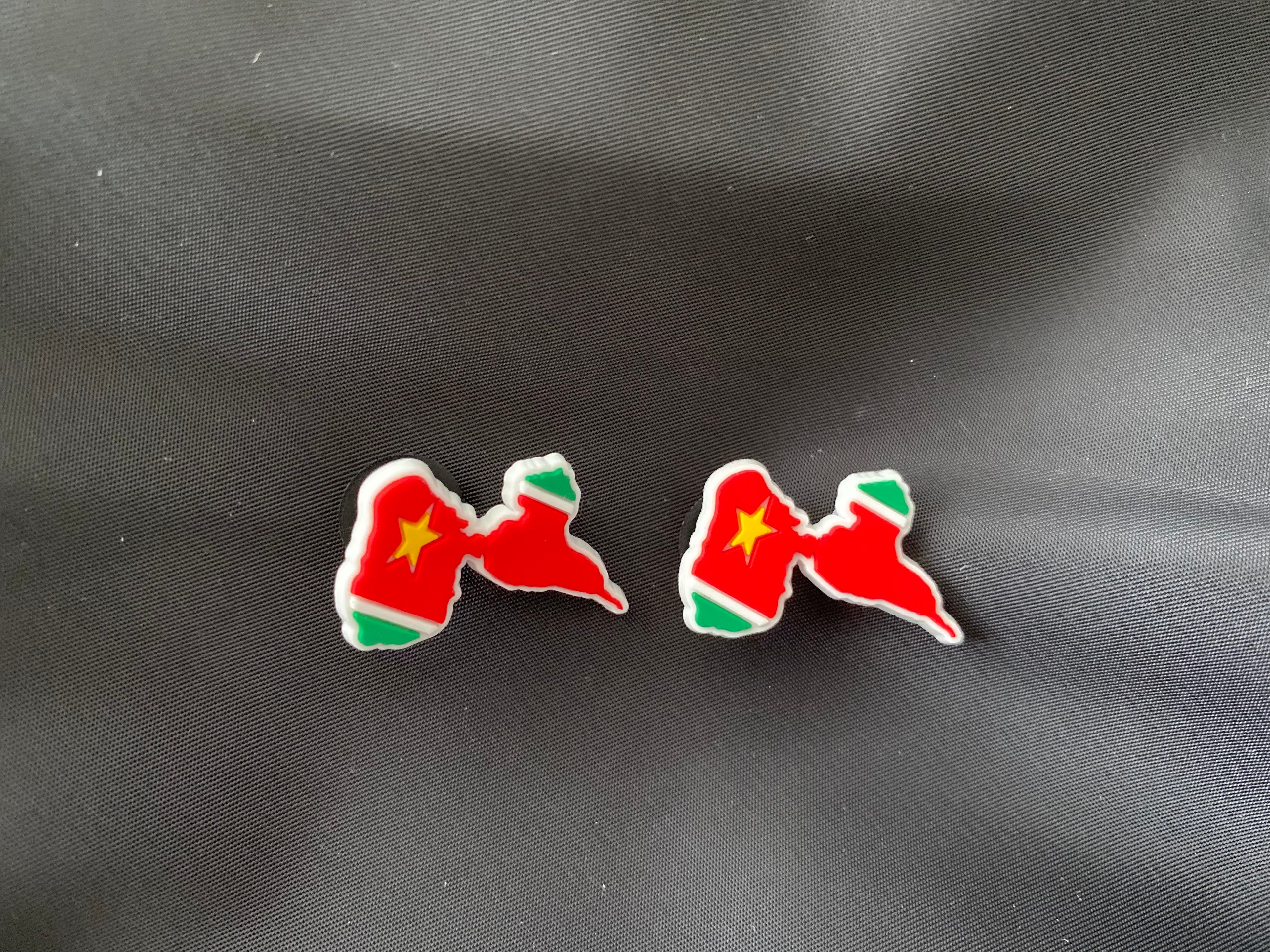 Pin's GWADA (la paire)